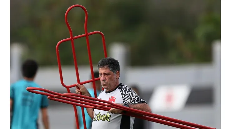 Vasco não terá Nenê, poupado, para o duelo contra o Brusque (Foto: Daniel RAMALHO/CRVG)