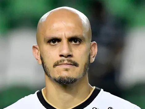 Fábio Santos faz revelação bombástica sobre ambiente no vestiário do Corinthians
