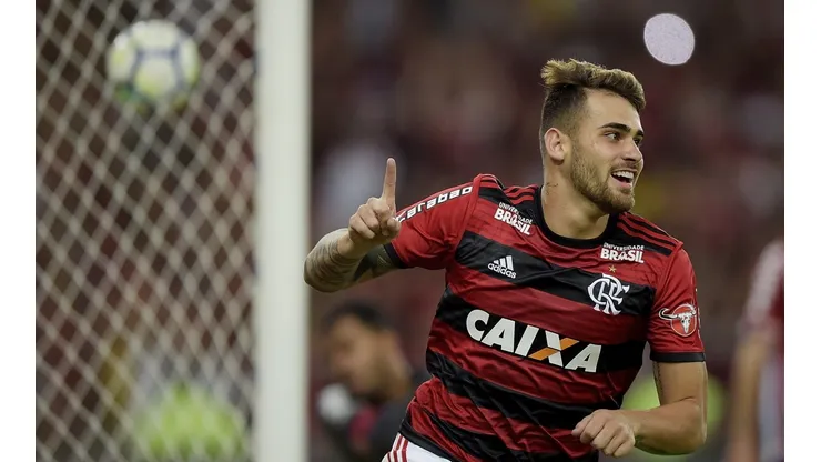 Flamengo v Parana - Brasileirao Series A 2018