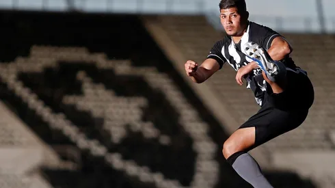Botafogo retira opção de compra de Erison, emprestado ao Estoril-POR (Foto: Vitor Silva/Botafogo)