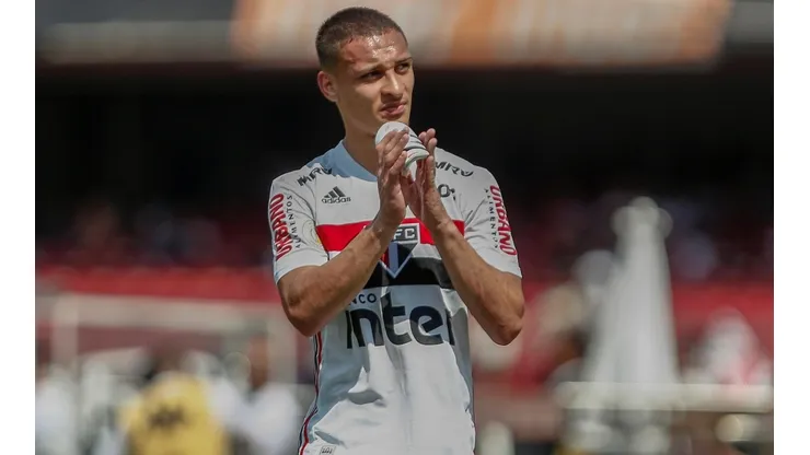 Antony foi revelado nas categorias de base do São Paulo (Foto: Getty Images)
