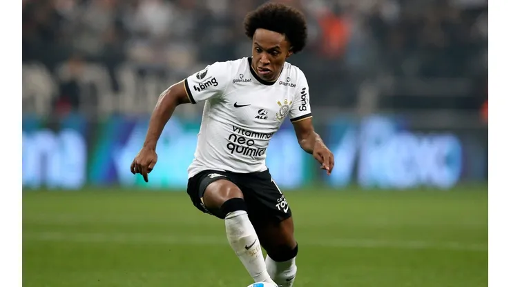 Willian, durante sua passagem pelo Corinthians (Foto: Getty Images)