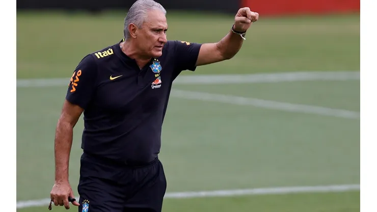 Auxiliares de Tite estão na Europa analisando jogadores