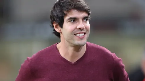 Kaká tira licença de treinador e pode acertar com gigante brasileiro