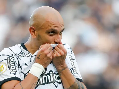 Fábio Santos pode deixar o Corinthians e acertar com outro gigante brasileiro