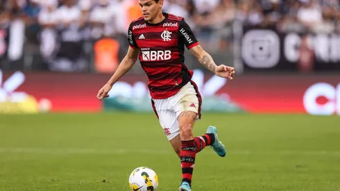 Flamengo quer comprar Ayrton Lucas em definitivo