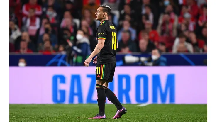 Antony diz que está pensando no futebol e deixa negociações entre Ajax, Manchester United e seus empresários (Foto: Octavio Passos/Getty Images)