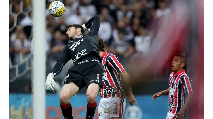 Corinthians v Sao Paulo - Brasileirao Series A 2016