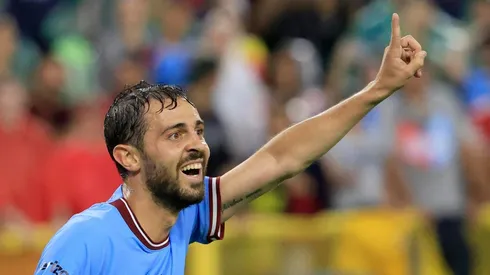 Bernardo Silva decide seguir no Manchester City, mesmo com interesse do Barcelona (Foto: Justin Casterline/Getty Images)