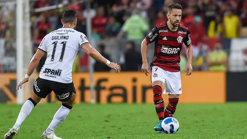 Everton Ribeiro volta a jogar em sua posição no Flamengo e sonha em ir para a Copa do Mundo (Foto: Marcelo Cortes / Flamengo)