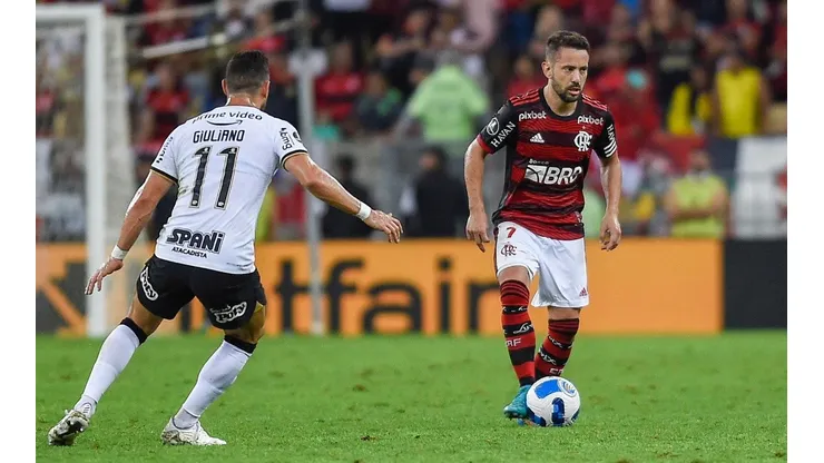 Everton Ribeiro volta a jogar em sua posição no Flamengo e sonha em ir para a Copa do Mundo (Foto: Marcelo Cortes / Flamengo)