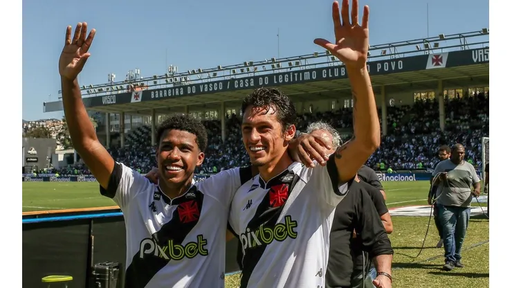 Crias da base do Vasco são os detaques do clube na temporada 2022 (Foto: Daniel RAMALHO/CRVG)