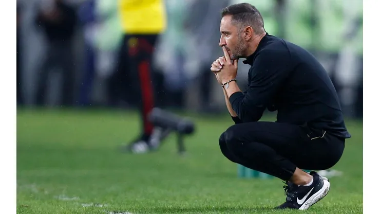 Vítor Pereira vive momento complicado no Corinthians (Foto: Wagner Meier/Getty Images)
