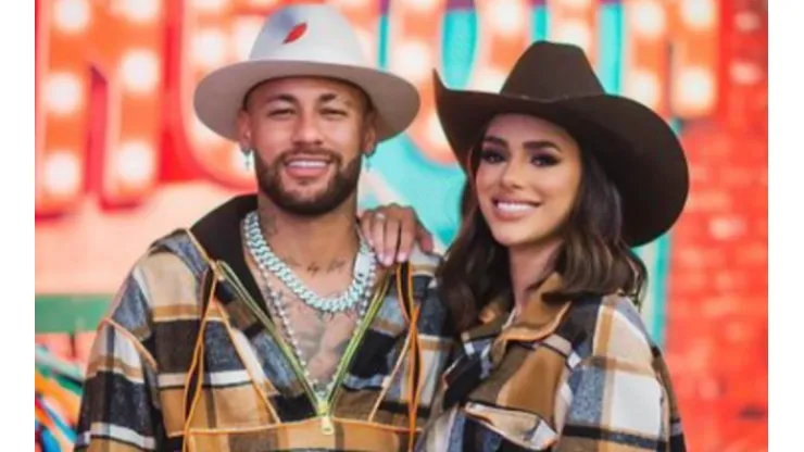Neymar e Bruna Biancardi, em junho deste ano (Foto: Reprodução/Instagram)