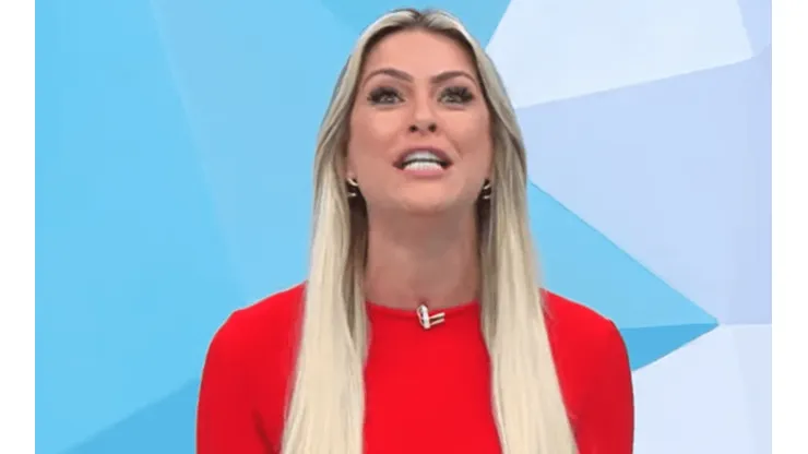 Renata Fan, apresentadora do Jogo Aberto (Foto: Reprodução/YouTube/Jogo Aberto)