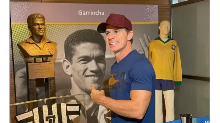 Túlio Maravilha, aos 53 anos, volta ao futebol profissional