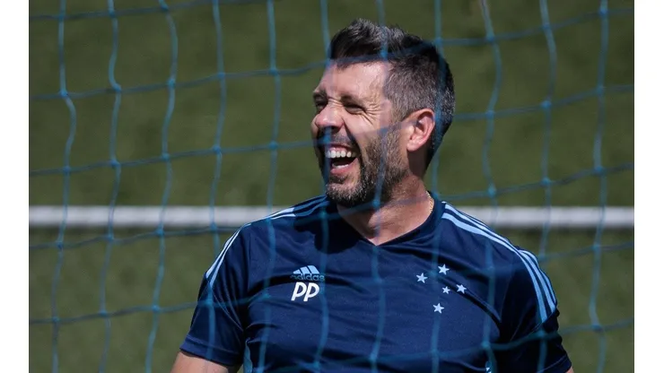 Titular absoluto de Paulo Pezzolano, Rafael Cabral terá contrato estendido em caso de acesso do Cruzeiro (Foto: Gustavo Aleixo/Cruzeiro)