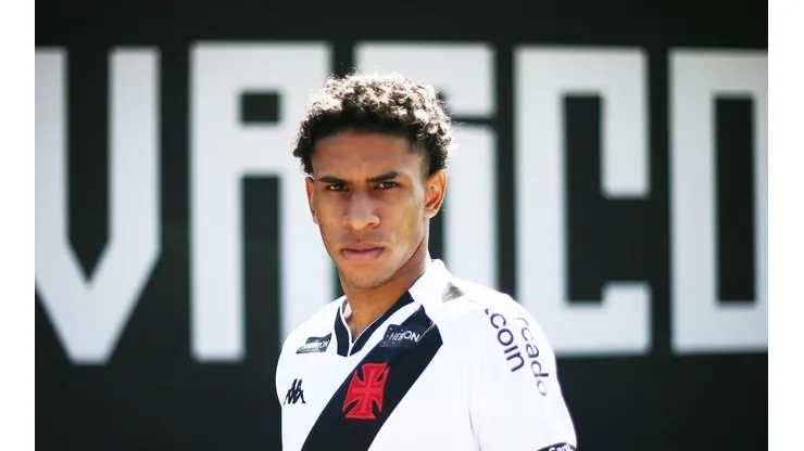 Paulo Victor revela que sonho da carreira era jogar no Vasco (Foto: Daniel RAMALHO/CRVG)