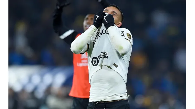 Giovane coloca pimenta no duelo entre Corinthians e Flamengo pela Libertadores (Foto: Marcelo Endelli/Getty Images)