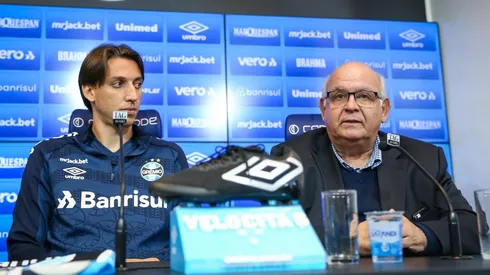 Geromel renova com a Grêmio até 2023 (FOTO: LUCAS UEBEL/GREMIO FBPA)