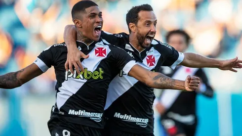 Raniel manifesta ao Santos desejo de permanecer no Vasco (Foto: Daniel RAMALHO / CRVG)