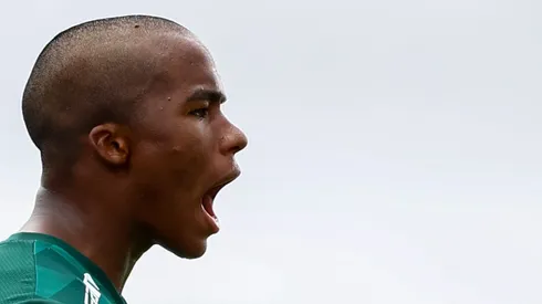 Endrick pode estrear com a camisa do Palmeiras
