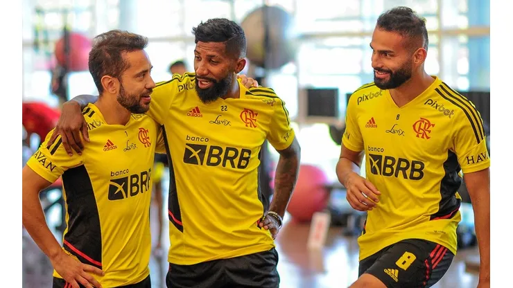 Renato Maurício Prado fala sobre atletas do Flamengo (Foto: Marcelo Cortes / Flamengo)