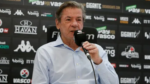 Fifa libera Vasco da transfer e clube corre para inscrever Alex Teixeira (Foto: Rafael Ribeiro / Vasco)