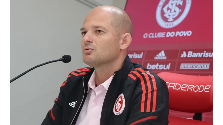 Internacional inicia conversas para renovar com Mano Menezes (Foto: Ricardo Duarte/SC Internacional)