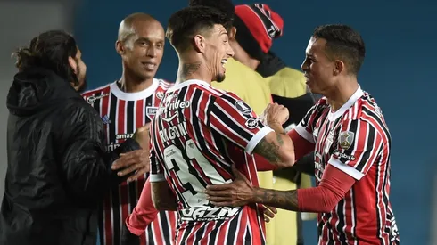 Jogadores do São Paulo comemoram gol (Foto: Getty Images)