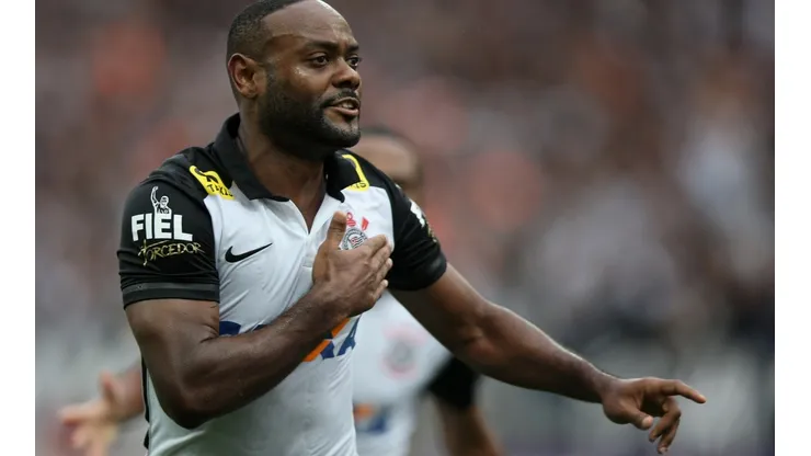 Corinthians v Flamengo - Brasileirao Series A 2015