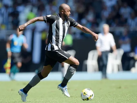 Gigante brasileiro dá 'chapéu' no Bahia e fecha a contratação de Chay, do Botafogo, informa jornalista