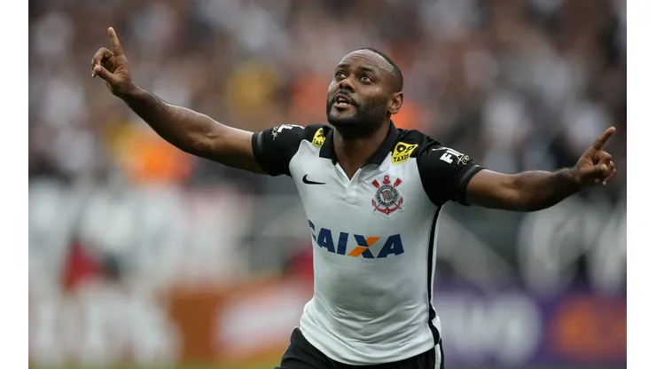 Corinthians v Flamengo - Brasileirao Series A 2015
