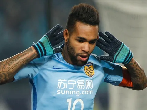 Vasco tem novidades quanto à inscrição de Alex Teixeira no BID; veja em que pé está