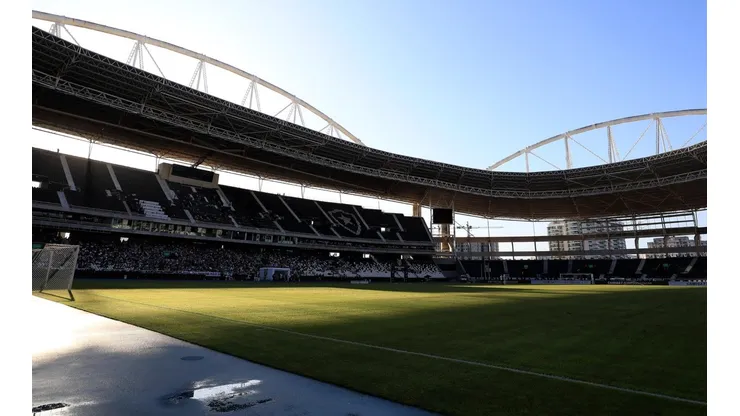 Nilton Santos, estádio do Botafogo (Foto: Getty Images)