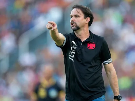 Já? Técnico do Vasco não se cala após vaias e xingamentos e manda recado