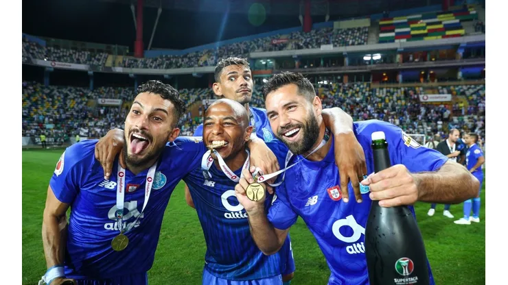 FC Porto v Desportivo das Aves - Portuguese Super Cup