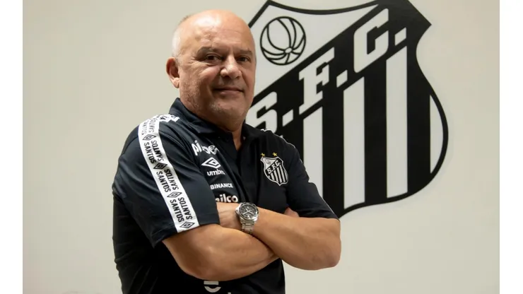 Newton Drummond desconversa sobre novo treinador do Santos (Foto: Santos FC)
