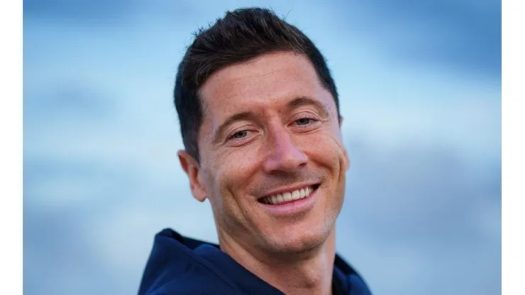 Lewandowski concedeu sua primeira entrevista como jogador do Barcelona (Foto: Divulgação/Barcelona)