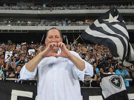 Vale a pena? John Textor quer renovar com promessa do Botafogo