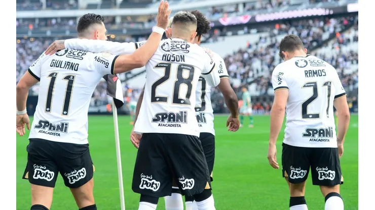 Jogadores do Corinthians comemoram gol (Foto: Getty Images)