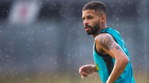 Vitinho é mais um nome a deixar o Vasco (Foto: Daniel RAMALHO/CRVG)