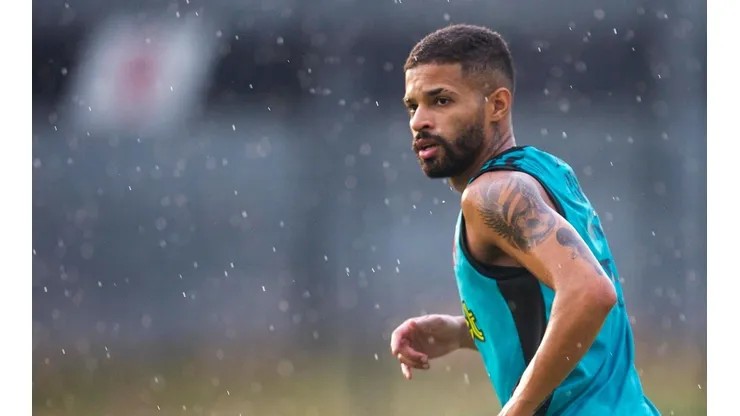 Vitinho é mais um nome a deixar o Vasco (Foto: Daniel RAMALHO/CRVG)