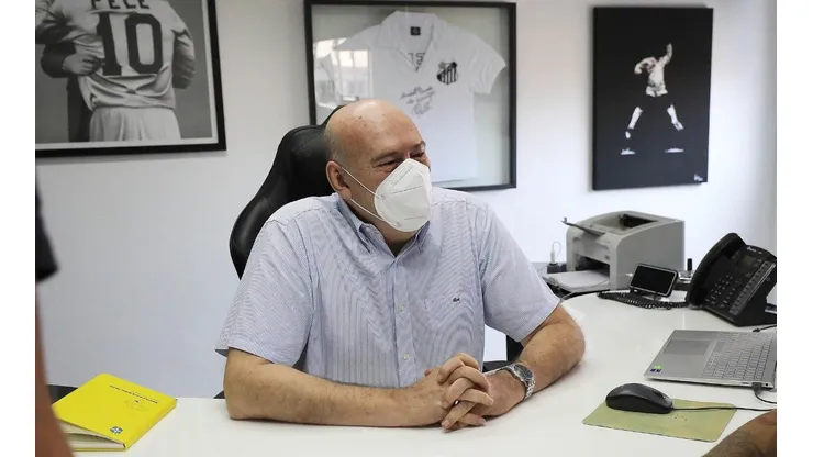 Guto Ferreira é um dos nomes analisados pela diretoria do Santos (Foto: Pedro Ernesto Guerra Azevedo/Santos FC)