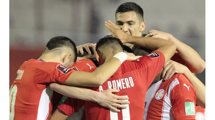 Jogadores do Paraguai comemoram gol (Foto: Getty Images)