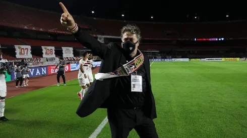 Presidente do São Paulo, Júlio Casares, acertou renovação de contrato de Rogério Ceni