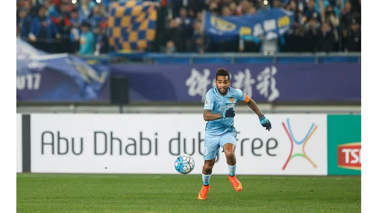 Alex Teixeira confirma que seu salário será "um pouco menor" do que R$230 mil no Vasco (Foto: Visual China/Getty Images)