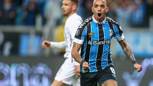 Gremio v Libertad - Copa CONMEBOL Libertadores 2019