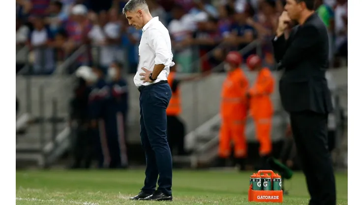 Juan Pablo Vojvoda pode perder ídolo do Fortaleza