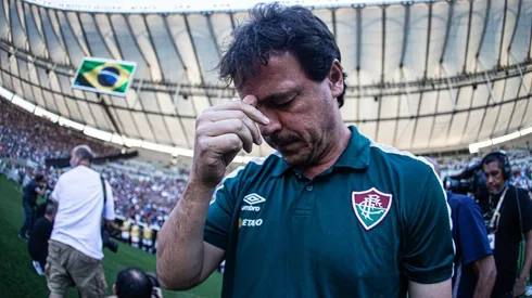 Diniz rasga Fred de elogios após marcar em seu penúltimo jogo como profissional (FOTO: MARCELO GONÇALVES / FLUMINENSE FC)